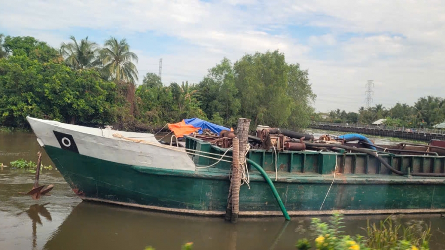 Khai thác cát trái phép ở Tiền Giang có giảm nhưng chưa chấm dứt